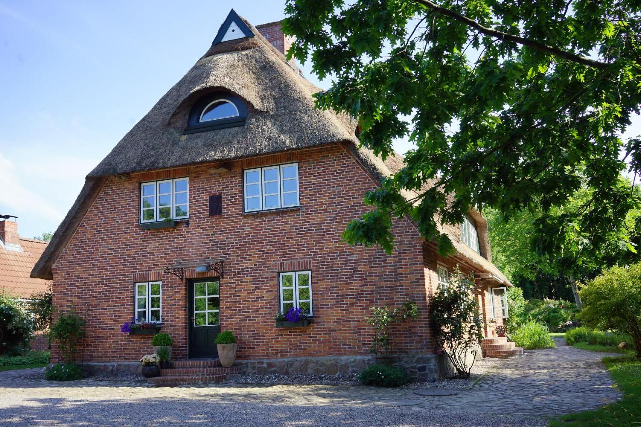 "Haus Auf Dem Berg" Apartamento Westensee Exterior foto